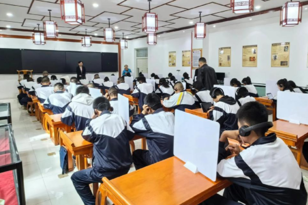 教育课程内容AI教学能力与开展新兴工业未来工业还不完全匹配